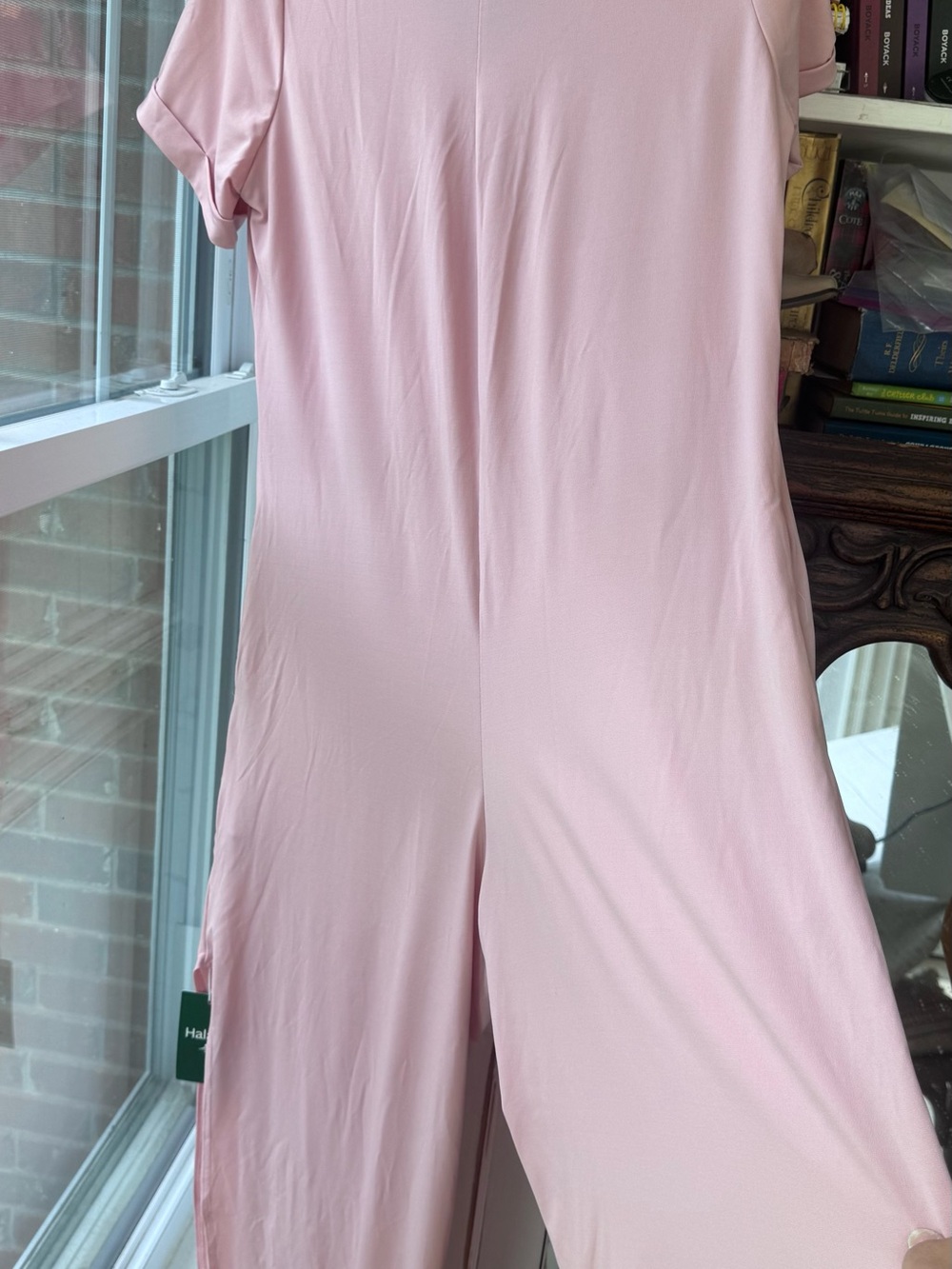 HALARA Pink V-Neck Short Sleeve Wide-Leg Jumpsuit. Love it but it didn’t fit me. - Picture 10 of 10